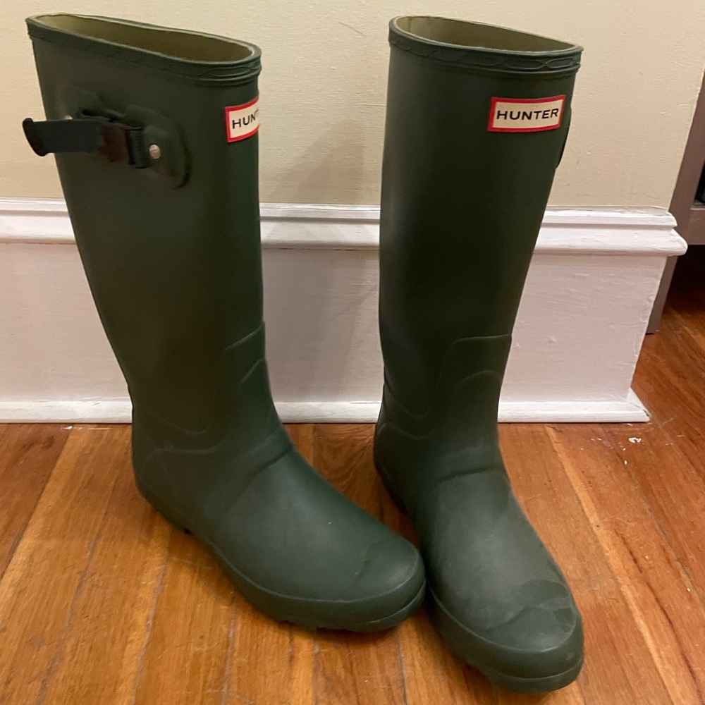 Size 8 Hunter boots